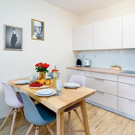 Wonder - Z Balkonami Lesny Dom Ii - W Cichej I Zielonej Czesci Karpacza * Карпач