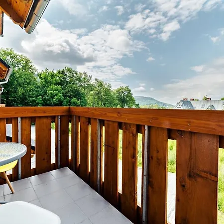 Wonder - Z Balkonami Lesny Dom Ii - W Cichej I Zielonej Czesci Karpacza Апартаменты Карпач